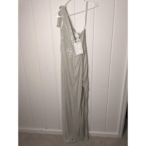 NWT Mac Duggal Women’s One Shoulder Beaded Maxi Dress Silver Size 6 - Picture 1 of 11